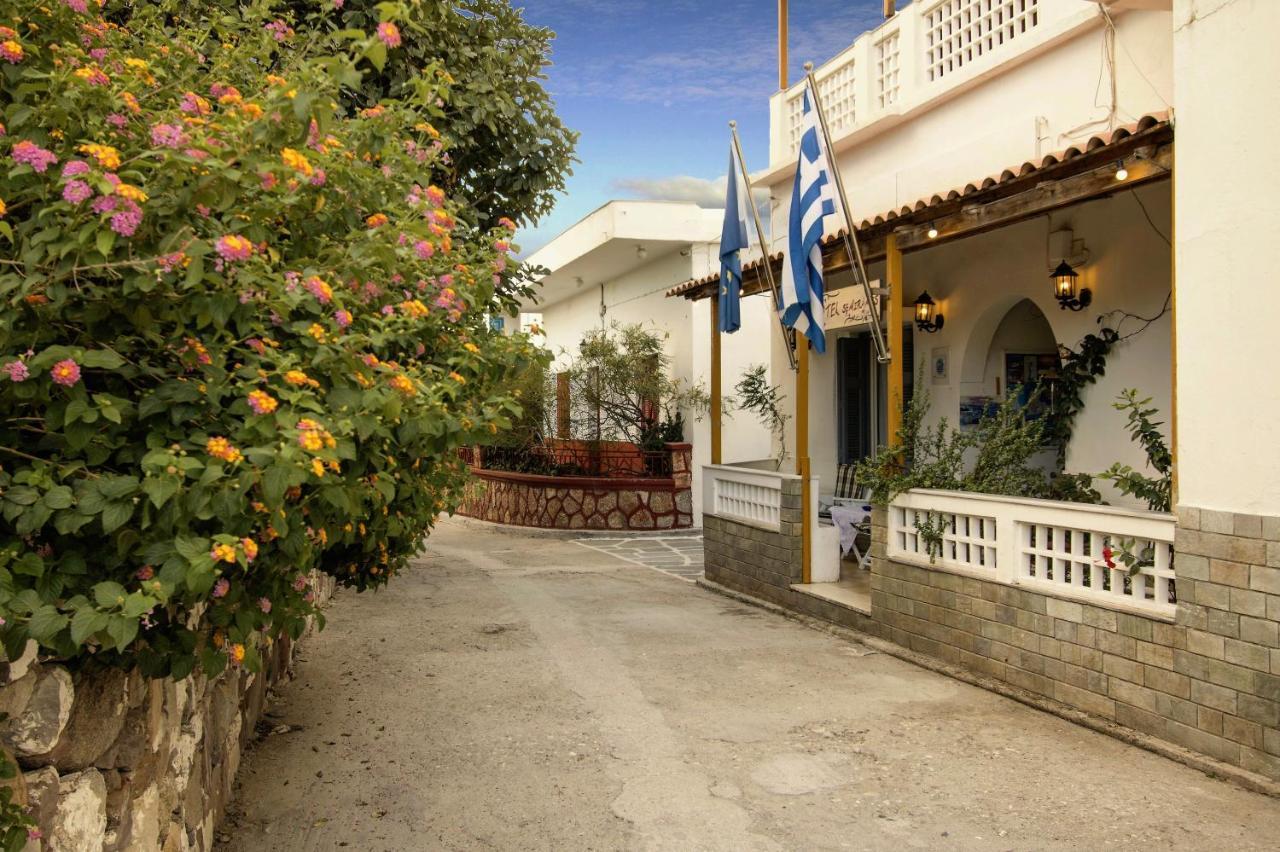 Semiramis Guesthouse Adamantas  Exterior foto