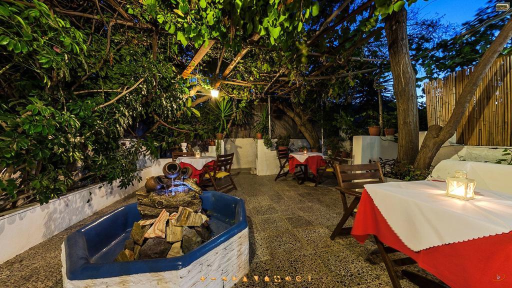 Semiramis Guesthouse Adamantas  Exterior foto